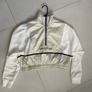Women’s Nike Cropped Sweater - Worn ONCE